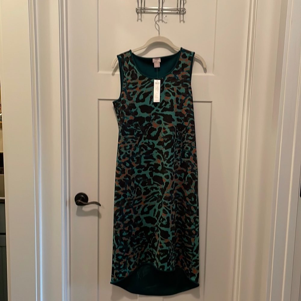 Chicos green camp print knit dress